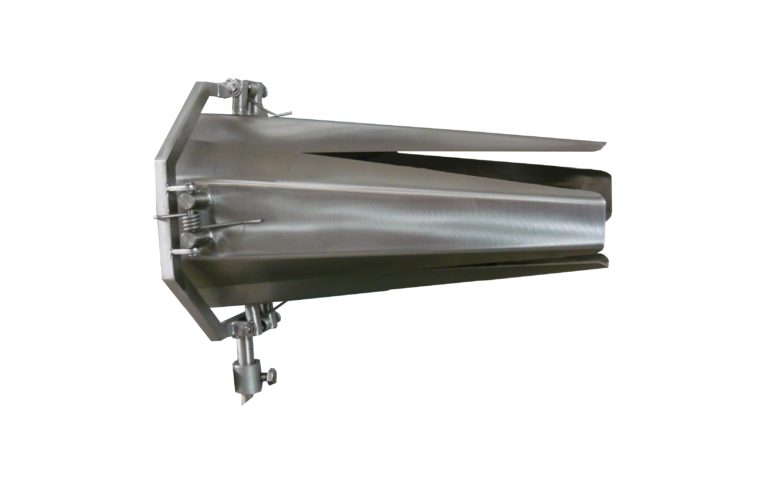 Poultry slaughtering machinery by Szlachet-Stal equipped with innovative chilling systems.