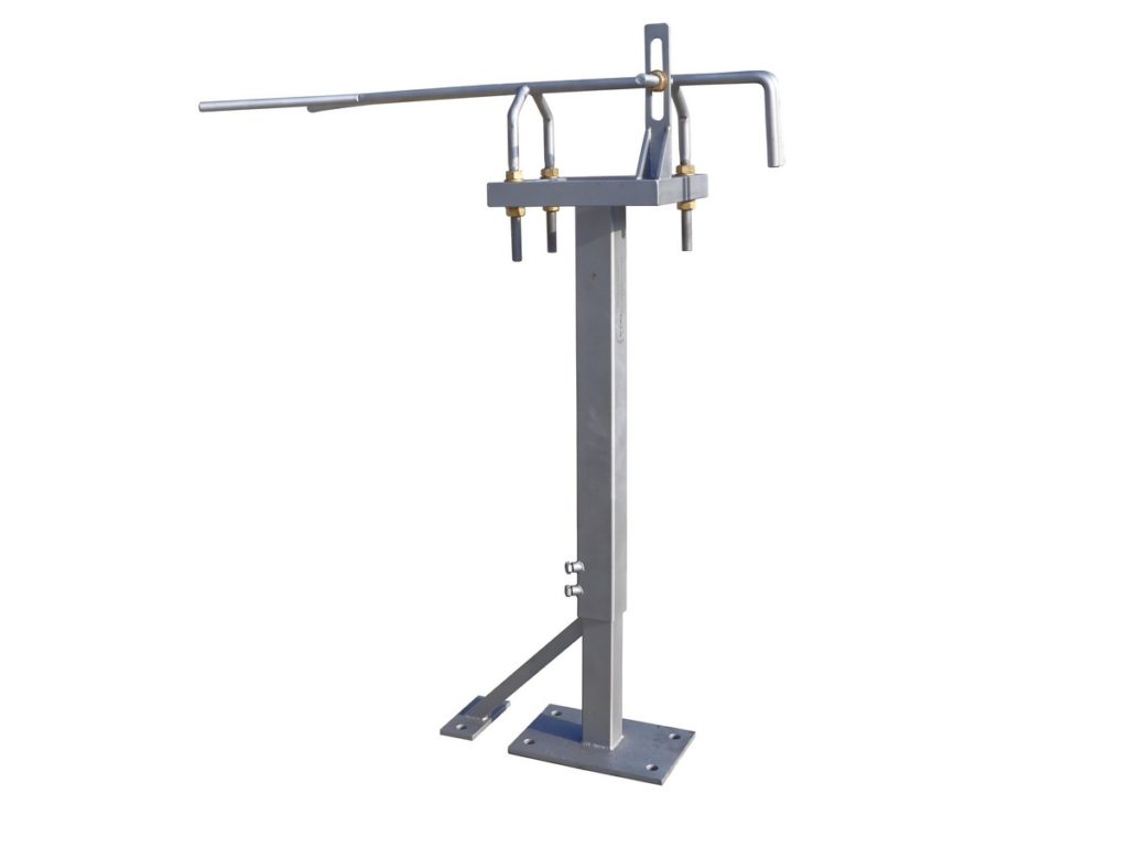 Efficient poultry slaughtering equipment by Szlachet-Stal for live bird reception.